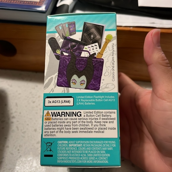 Disney maleficent real littles handbags with mini items NWT - Picture 2 of 4